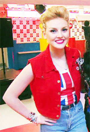 perrie edwards,perrie edwards hunt,perrie edwards s,perrie edwards hunts