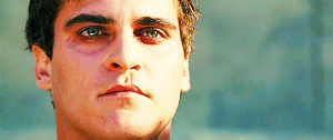 joaquin phoenix,gladiator,gl,how is it even physically possible