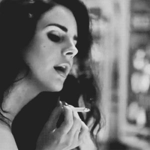 lovey,lana del rey,girl,hot,woman,smoking