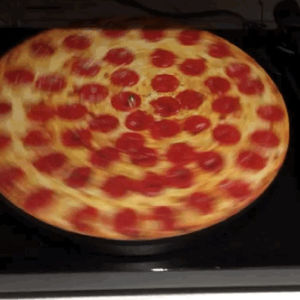 pizza,turntable,made with tumblr