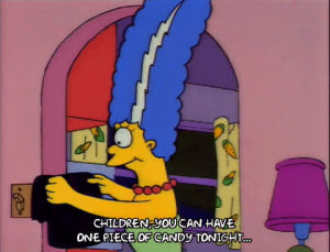 marge simpson,season 3,halloween,episode 7,candy,3x07,trick or treat