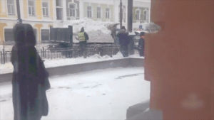 snow,russia,cleaning