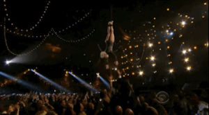 day,woman,daily,spinning,awards,grammy,hanging