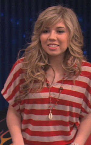 jennette mccurdy belly button