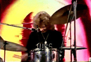 Chris squire yes band steve howe GIF - Find on GIFER