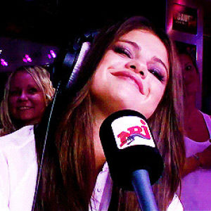 selena,smile,selena gomez,love,cute,perfect,beautiful,sweet