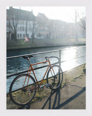 strasbourg,cinemagraph,polaroid,bike,loop,water,retro,blue,photography,old,infinite,light,sun,orange,sunny,bicycle,reflection,old school,fixed,gear,fixie,fixed gear,peugeot,reflexion,vlo