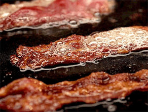 bacon,sizzle,food,delicious,meat,mmm