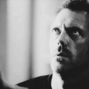 house md,hugh laurie,black and white,gregory house