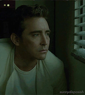 flashing,lee pace,halt and catch fire,joe macmillan,hacf,leepaceedit,hcf,s2e8,microexpressions,this has been a lee pace master actor appreciation post,lgbt month,cold beer,sustentabilidad,reciclaje,bar time