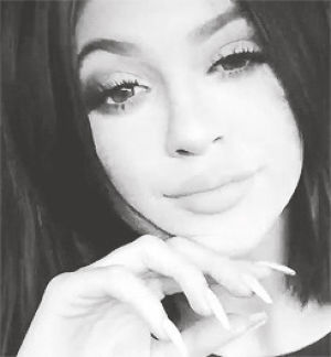 kylie jenner,she is just so pretty and cute