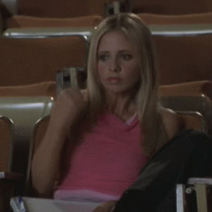 Sarah michelle gellar GIF - Find on GIFER