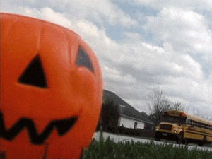 halloween,fall,autumn,90s horror,international haus of horrors,rhetthammersmith,back to school,school bus,halloween decorations,fred olen ray,jack o,jack o lantern