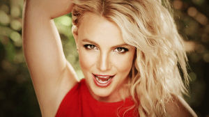 britney spears,pretty,britney,gorgeous,red lipstick,red style