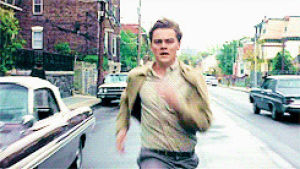 catch me if you can,leonardo dicaprio,running,upset,frank abagnale
