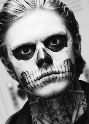 ahs,cute,american horror story,evan peters,tate langdon,amazing,perfect,dead,tattoo,gorgeous,tattoos,evan,kit walker,murder house,kyle spencer,american horror coven,tatto