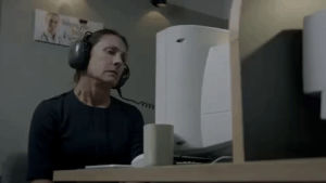 hbo,sigh,getting on,3x01,laurie metcalf,defeated,sighing,jenna james