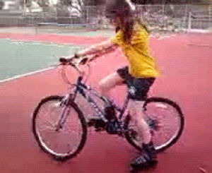 bicycle,bike,rollerskate,xtinofbig,roller blade,roller skater