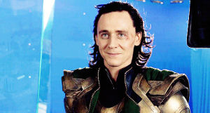 loki,avengers,the avengers,movies,tom hiddleston,laughing,13,behind the scenes,hiddles,armor,avengersmovie,i love you bb