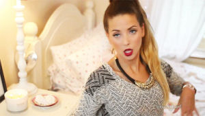 Zoella Zoe Sugg Alfie Deyes Gif Find On Gifer