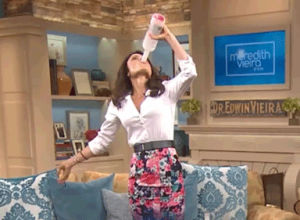 vodka,bethenny frankel,action,drink,meredith vieira,the meredith vieira show,chug,tmvs,so what,fts