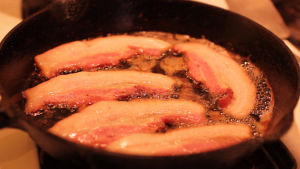 real,cast,bacon,iron,pan
