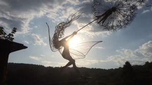 dandelion,faerie,sculpture,wind