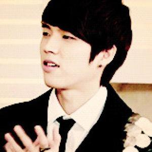 congrats,woohyun,clapping,applause,infinite,claire