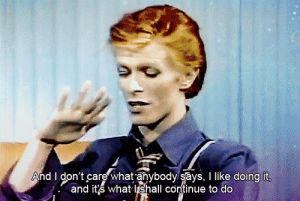 beautiful,england,david bowie,lovey,fashion,interview,singer,style,young,handsome,british,red hair,orange hair,i dont care