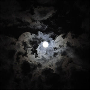 night,dark,moon,gothic,full moon,macabre,clouds,sky,night sky,black and white,black,nature,goth,cloud