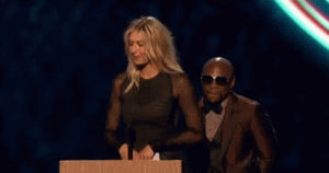 maria sharapova,espys,true detective season 2,lol,tennis,floyd mayweather,mayweather,sharapova,espy awards,odd couple,armrest,bolton,5x22,sourire