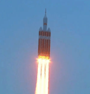 rocket,launch,fire,science,space,news,nasa,orion spacecraft