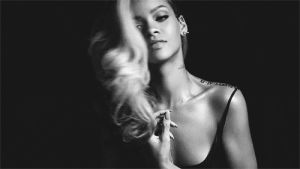 lovey,woman,hair,black and white,rihanna,pretty