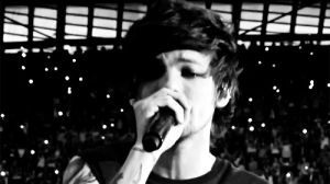louis tomlinson,sad,black and white,one direction,cute,happy,smile,louis,angel,louis tomlinson s,one direction s,lt,fetus,louis s