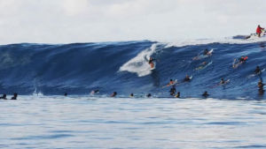 surfing,crowd