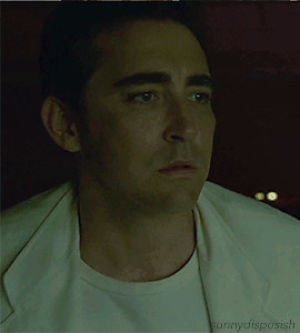joe macmillan,flashing,lee pace,halt and catch fire,hacf,leepaceedit,hcf,s2e8,microexpressions,this has been a lee pace master actor appreciation post,lgbt month,cold beer,sustentabilidad,reciclaje,bar time
