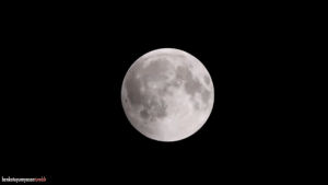 solar system,moonlight,lunar eclipse,timelapse,space,black and white,moon,blood moon,full moon,full eclipse,red blood moon,timelapse s,benimpost,time lapse s