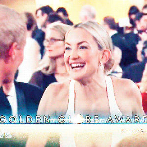 kate hudson julianne moore golden globes gif on gifer by doomblade kate hudson julianne moore golden