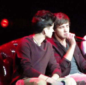 ziam,zayn malik,liam payne,theyre so cute,i hope they kissed,they had to kiss