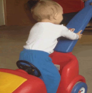 toddler,horn,hilarious,funny,cute,lol,fail,baby,car,weird,what,aww,toy,afv