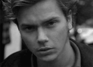 river phoenix,black and white,my own private idaho,mike waters,gus van sant
