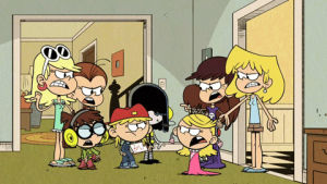 loud house,the loud house,remote,tv,funny,lol,fight,wow,nickelodeon,humor,drama,surprise,haha,nick,shock,shaking,uh oh,dang,girl fight,couch potato,pick me up,plot thickens,tom james,oooo