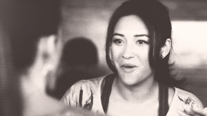 Shay mitchell GIF - Découvrez sur GIFER