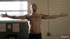 ufc,gym,tv,lovey,television,hot,fight,mma,fighting,damn,shirtless,muscles,kingdom,lift,kingdomtv,mcm,matt lauria,workout