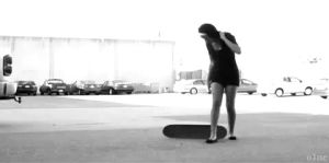 love,girl,black and white,life,crazy,skate,manobras