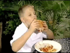 mess,cheeseburger,messy,tv,kid,infomercial,ketchup,food drink