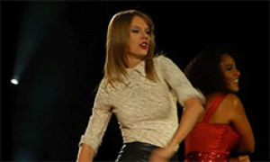 dancing,taylor swift,live,red,awkward,silly,tour,dances,tswift,taylor swifts moves,taylor swifts dancing