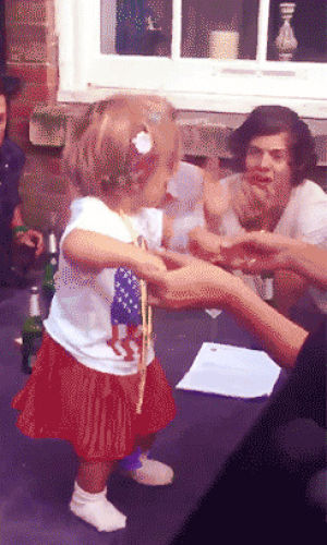 harry styles,crying,clapping,baby lux