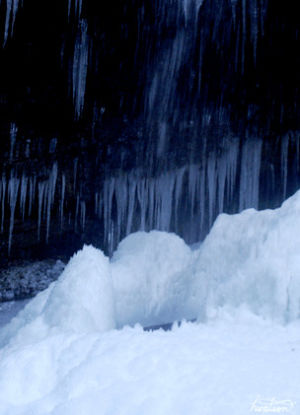 waterfall,icicles,frozen,winter,ice,hwatson,icicle,the waterfall