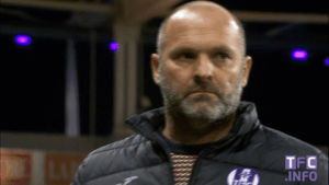 anxious,sports,soccer,nervous,coach,stress,ligue 1,coaching,toulouse fc,tfc,distressed,dupraz,agitated,anguished